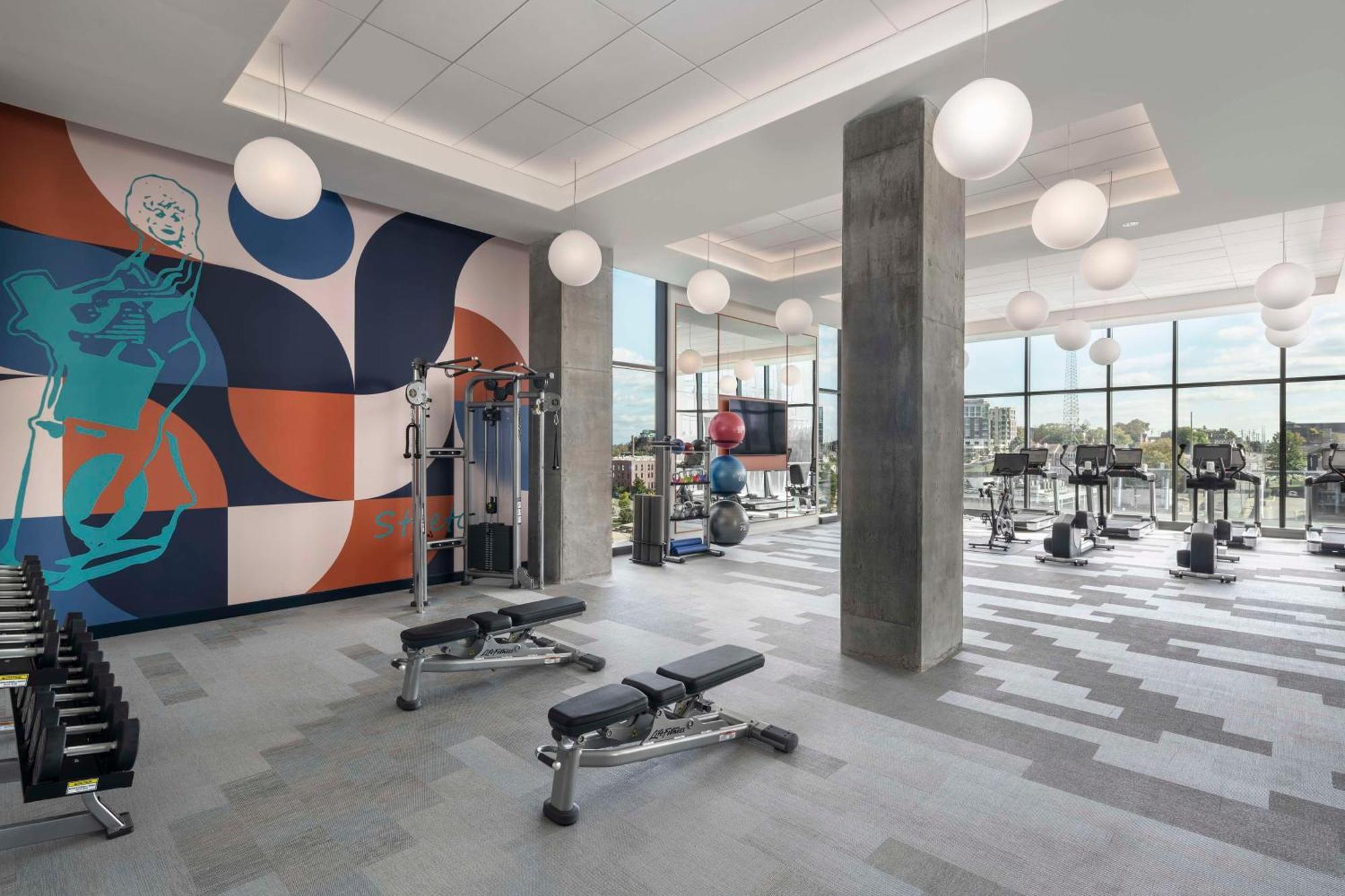 Hyatt Centric Downtown Nashville Exterior foto The gym at The Standard East Village
