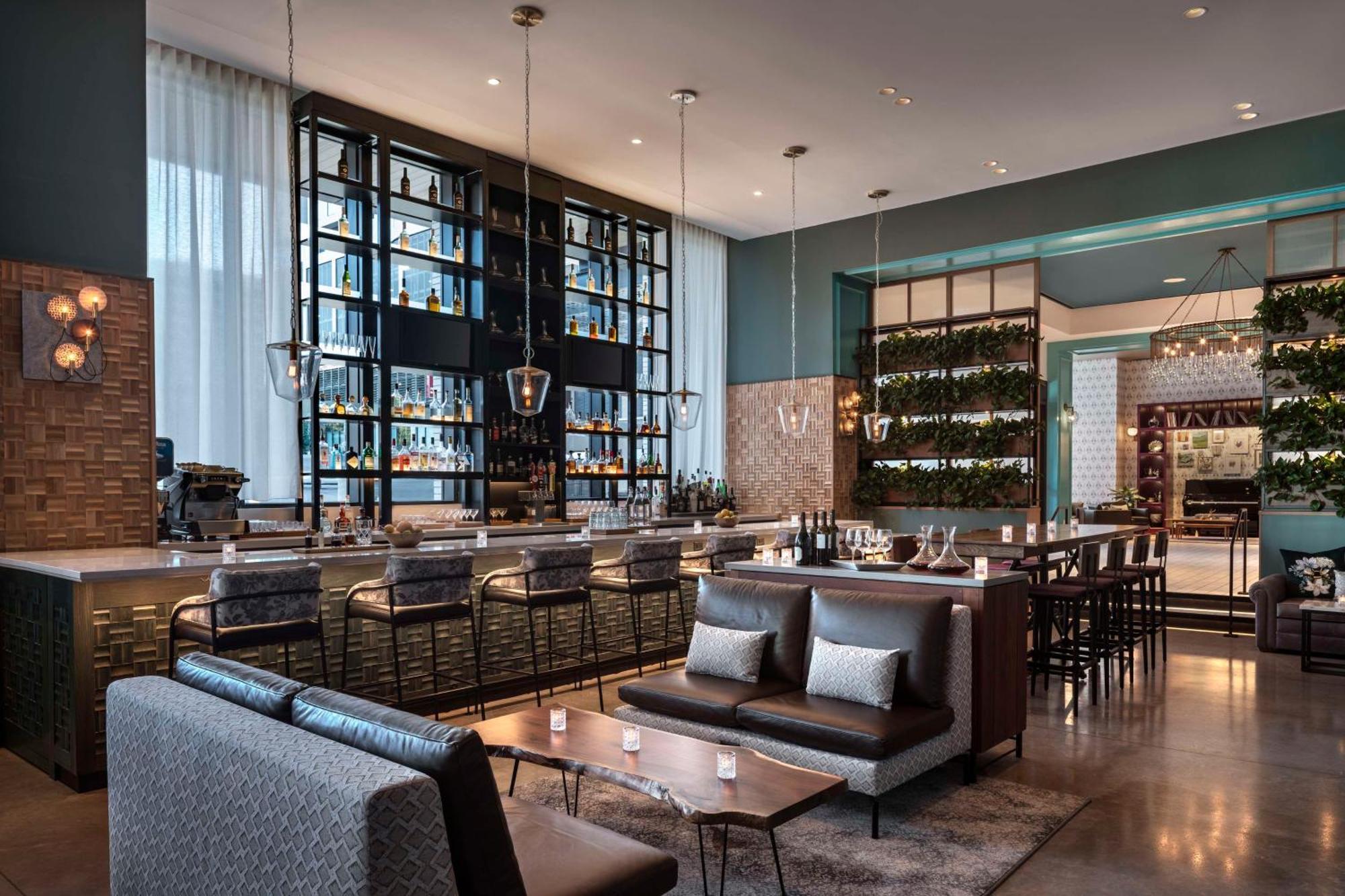 Hyatt Centric Downtown Nashville Exterior foto The bar at the hotel